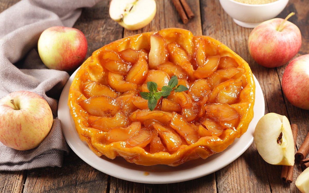 Apple tarte Tatin